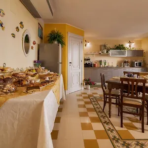 Casa Manzella Bed & Breakfast
